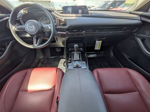 Certified 2025 MAZDA CX-30 AWD 2.5 S w/ Preferred Package image 12