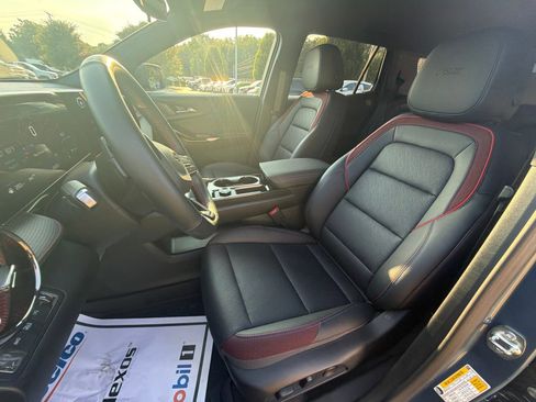 Used 2025 Chevrolet Equinox RS AWD/4WD image 24