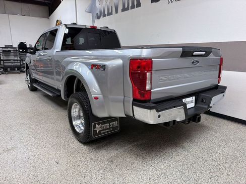 Used 2021 Ford F350 Lariat w/ Lariat Value Package AWD/4WD image 7