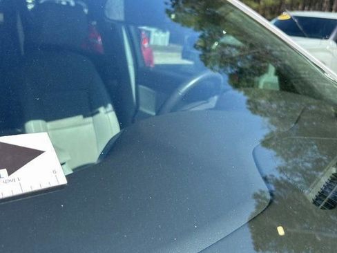 Used 2022 GMC Acadia SLT w/ Technology Package image 31