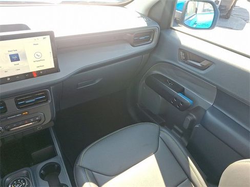 New 2025 Ford Maverick Lobo image 11