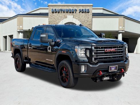 Used 2020 GMC Sierra 2500 AT4 w/ AT4 Premium Package image 1