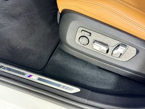 Used 2023 BMW X5 xDrive45e w/ M Sport Package image 18