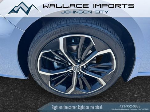 Used 2024 Nissan Altima 2.5 SR AWD/4WD image 9