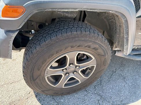 Used 2020 Jeep Wrangler Unlimited Sport S image 8