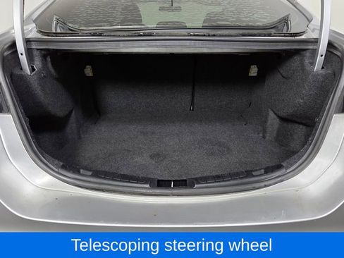 Used 2018 Ford Fusion SE image 10