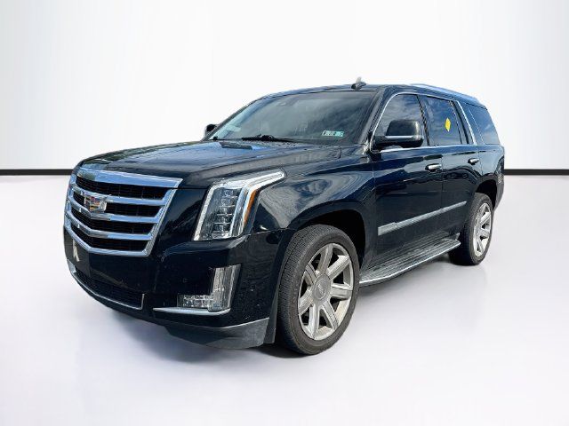 Used 2017 Cadillac Escalade Luxury AWD/4WD image 3