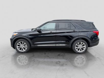 Certified 2024 Ford Explorer XLT w/ Equipment Group 202A