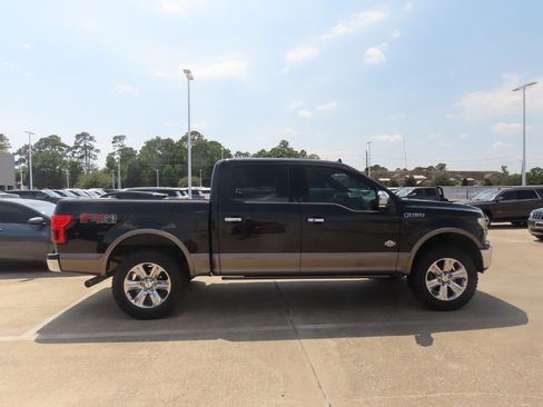 Used 2019 Ford F150 King Ranch w/ Equipment Group 601A Luxury AWD/4WD image 9