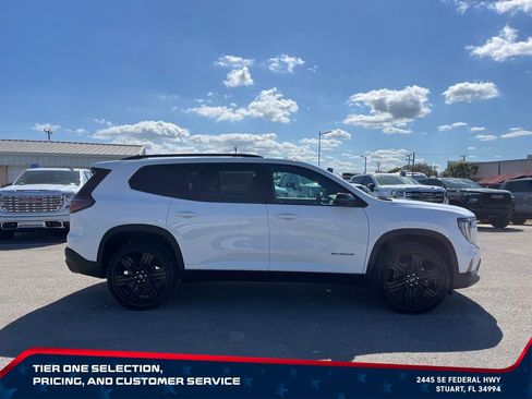 New 2026 GMC Acadia Elevation w/ Black Edition FWD image 8