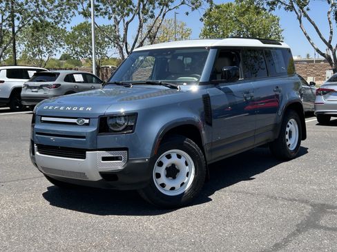 Used 2023 Land Rover Defender 110 S AWD/4WD image 32