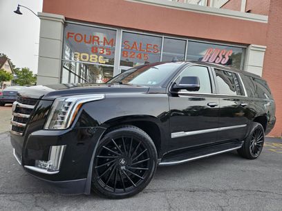 Used 2017 Cadillac Escalade ESV 4WD