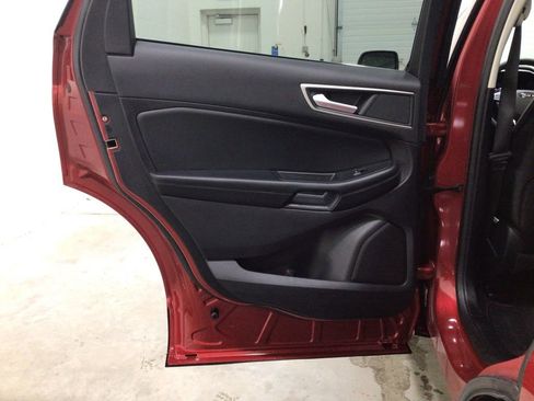 Used 2021 Ford Edge SEL w/ Convenience Package image 25