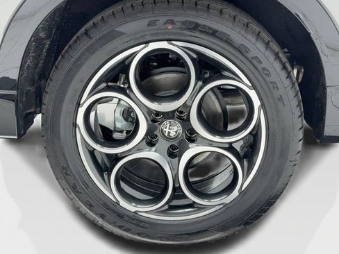 New 2025 Alfa Romeo Tonale w/ Premium Package AWD/4WD image 51