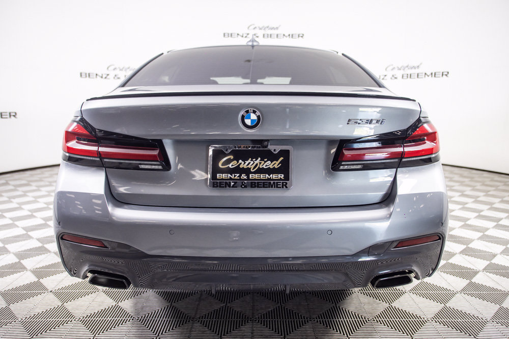 Used 2023 BMW 530i w/ M Sport Package RWD image 7
