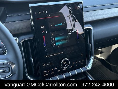 New 2026 GMC Acadia Denali Ultimate w/ LPO, Floor Liner Package AWD/4WD image 16