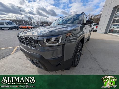 New 2026 Jeep Cherokee Laredo image 7