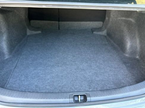 Used 2025 Toyota Corolla LE FWD image 34