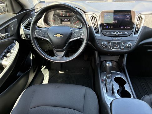 Used 2020 Chevrolet Malibu RS FWD image 19