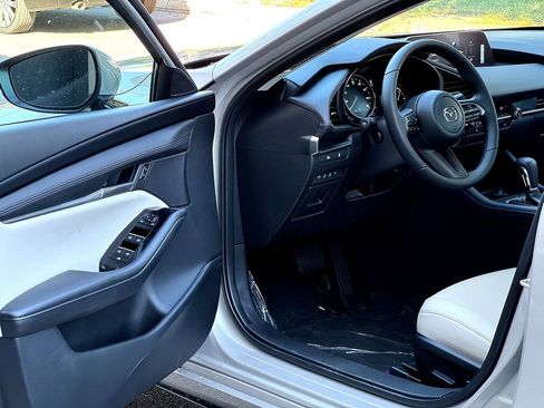 New 2026 MAZDA MAZDA3 2.5 S Sedan w/ Preferred Pkg FWD image 10