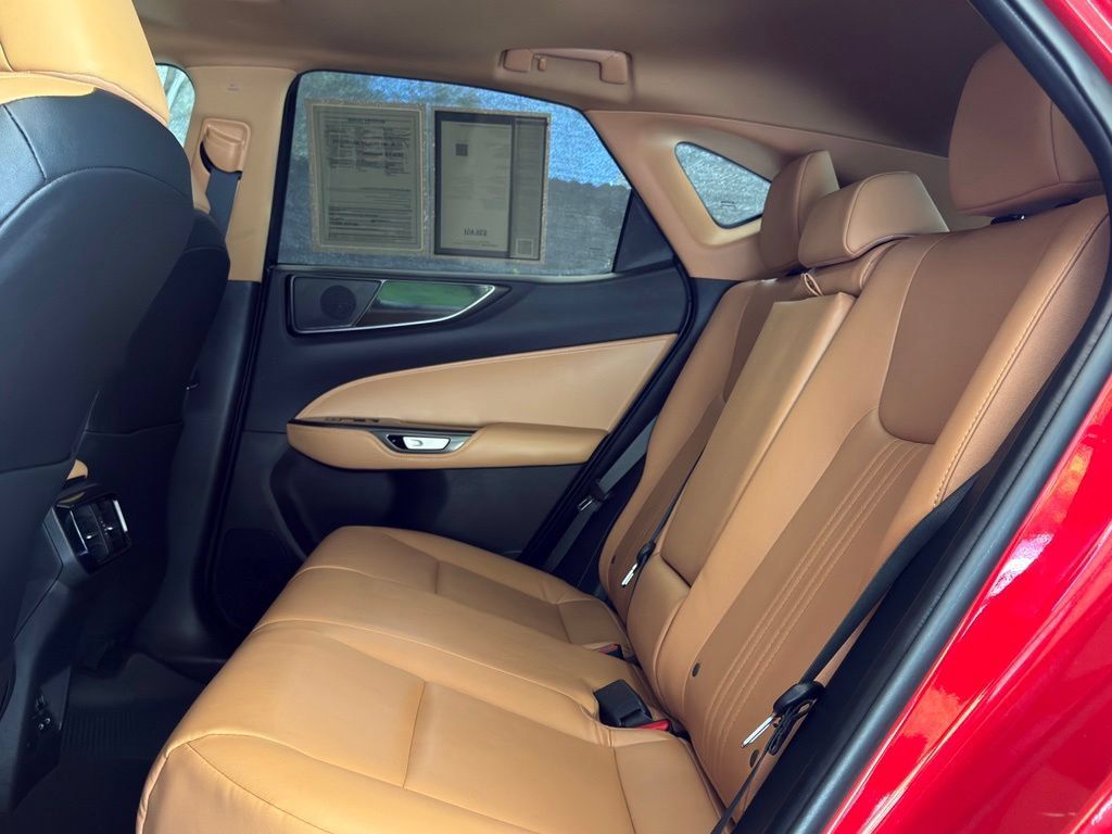 Certified 2025 Lexus NX 250 FWD image 18