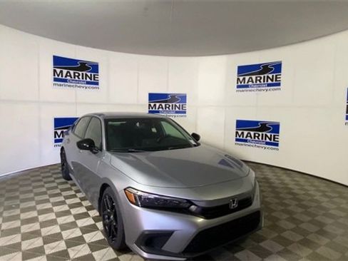 Used 2022 Honda Civic Sport image 4