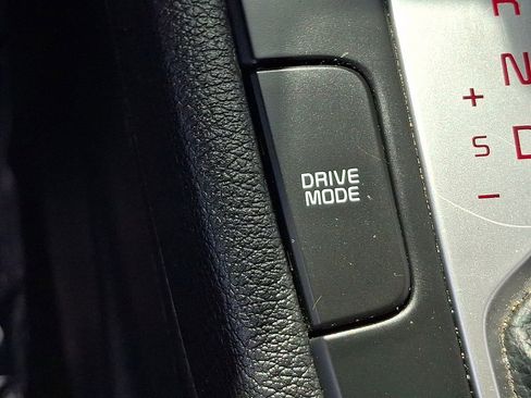 Used 2024 Kia Forte LXS FWD image 25