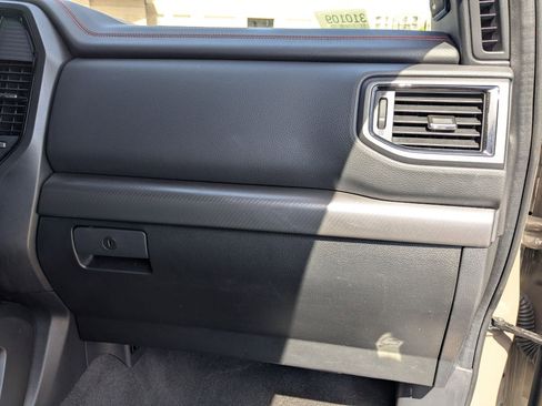 Used 2021 Nissan Titan PRO-4X w/ Pro-4x Convenience Package AWD/4WD image 29