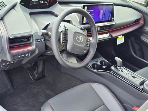 New 2026 Toyota Prius Plug-In Hybrid FWD image 3