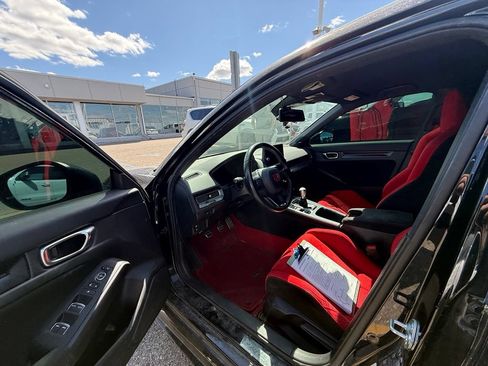 Used 2023 Honda Civic Type R image 14
