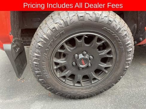 Used 2024 Toyota Tacoma TRD Sport w/ TRD Sport Upgrade Package AWD/4WD image 9