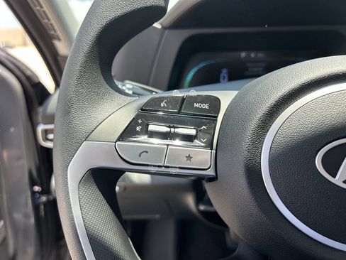 New 2026 Hyundai Elantra Hybrid FWD image 29