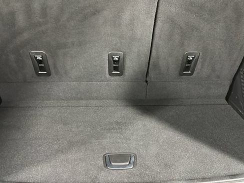 Used 2024 GMC Yukon Denali AWD/4WD image 31