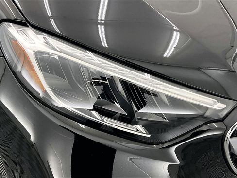 Certified 2025 Mercedes-Benz GLC 350e 4MATIC image 26