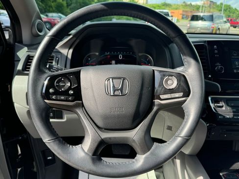Used 2019 Honda Pilot Touring image 27