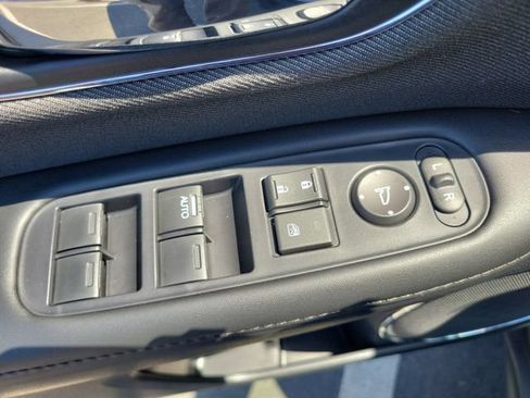 Certified 2022 Honda HR-V EX image 19