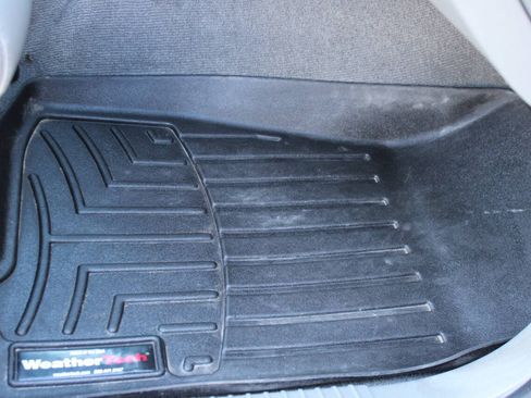Used 2006 Jeep Grand Cherokee SRT8 w/ SRT Option Group I AWD/4WD image 17