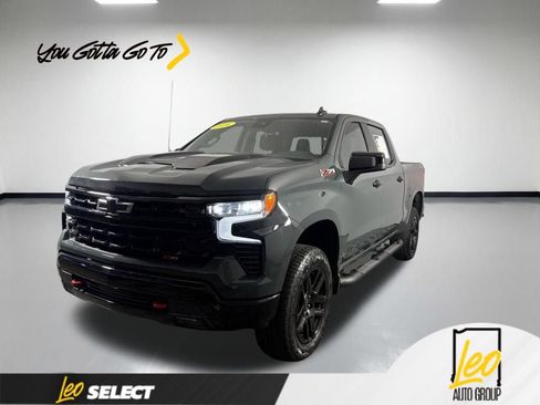 Used 2026 Chevrolet Silverado 1500 LT Trail Boss w/ Convenience Package II AWD/4WD image 1