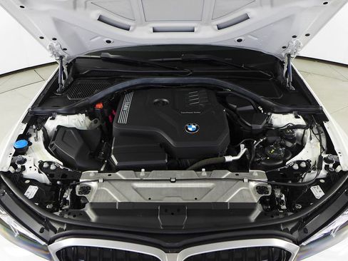 Certified 2023 BMW 330i Sedan w/ Convenience Package RWD image 6
