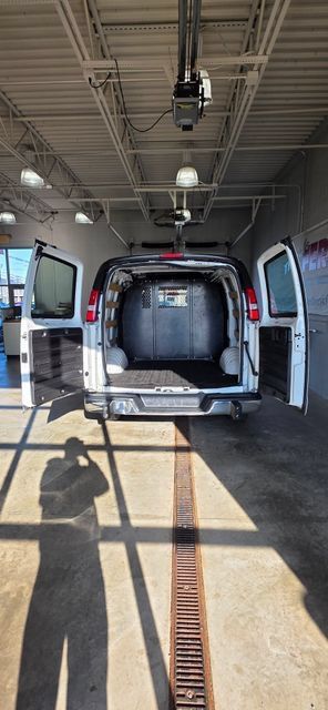 Used 2021 Chevrolet Express 2500 w/ Driver Convenience Package RWD image 10