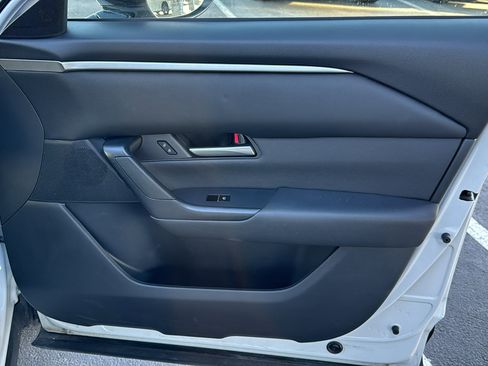 Used 2024 MAZDA CX-50 AWD 2.5 S w/ Preferred Package image 24