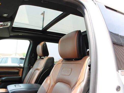 Used 2020 RAM 1500 Longhorn AWD/4WD image 34