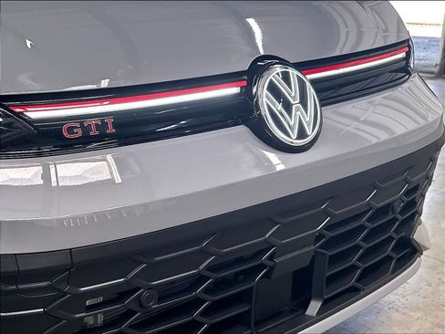 Used 2026 Volkswagen GTI Autobahn FWD image 36