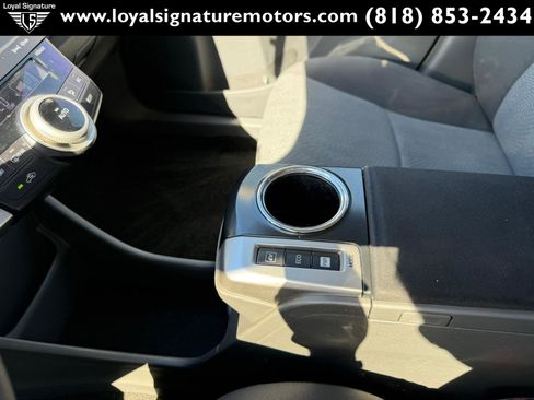 Used 2012 Toyota Prius V Three image 25