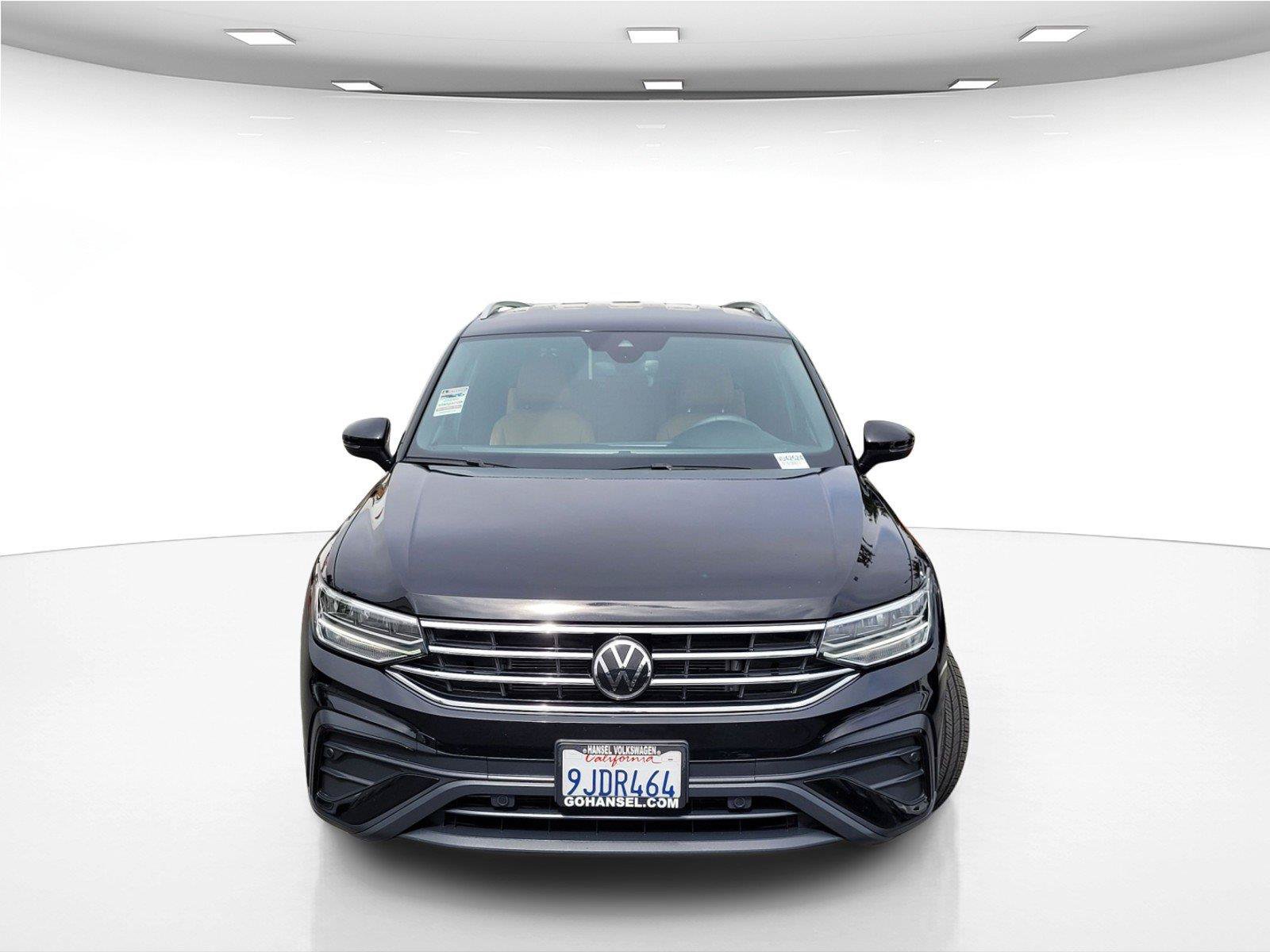 Certified 2023 Volkswagen Tiguan SE FWD image 4
