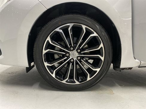Used 2015 Toyota Corolla S image 22