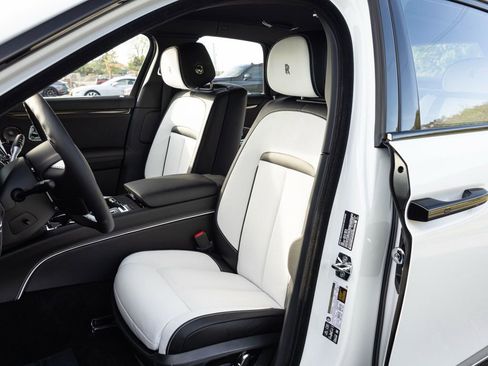 New 2026 Rolls-Royce Ghost Black Badge AWD/4WD image 30