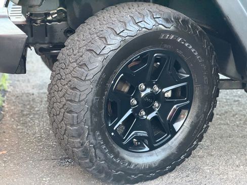 Used 2015 Jeep Wrangler Sport w/ Quick Order Package 24S image 14