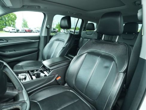 Used 2022 Jeep Grand Cherokee L Limited AWD/4WD image 44