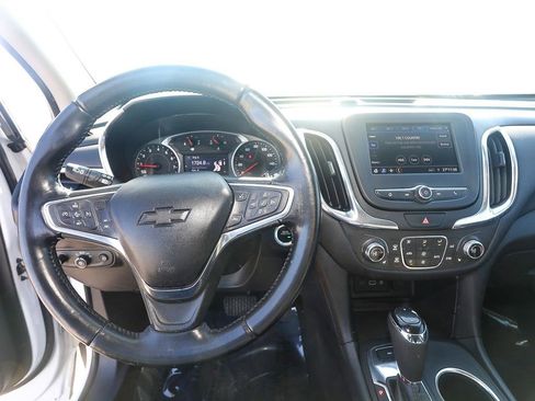 Used 2021 Chevrolet Equinox LT image 13